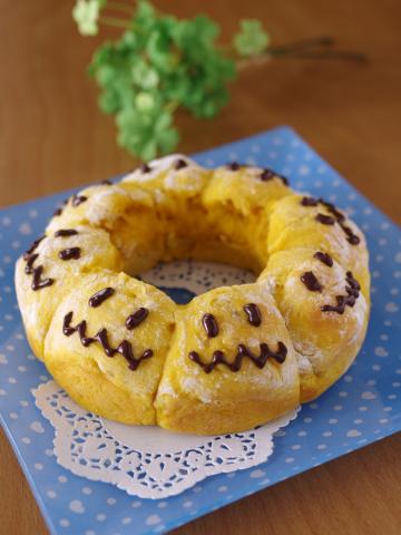 ＨＭで作る☆ハロウィンかぼちゃの簡単ちぎりパン